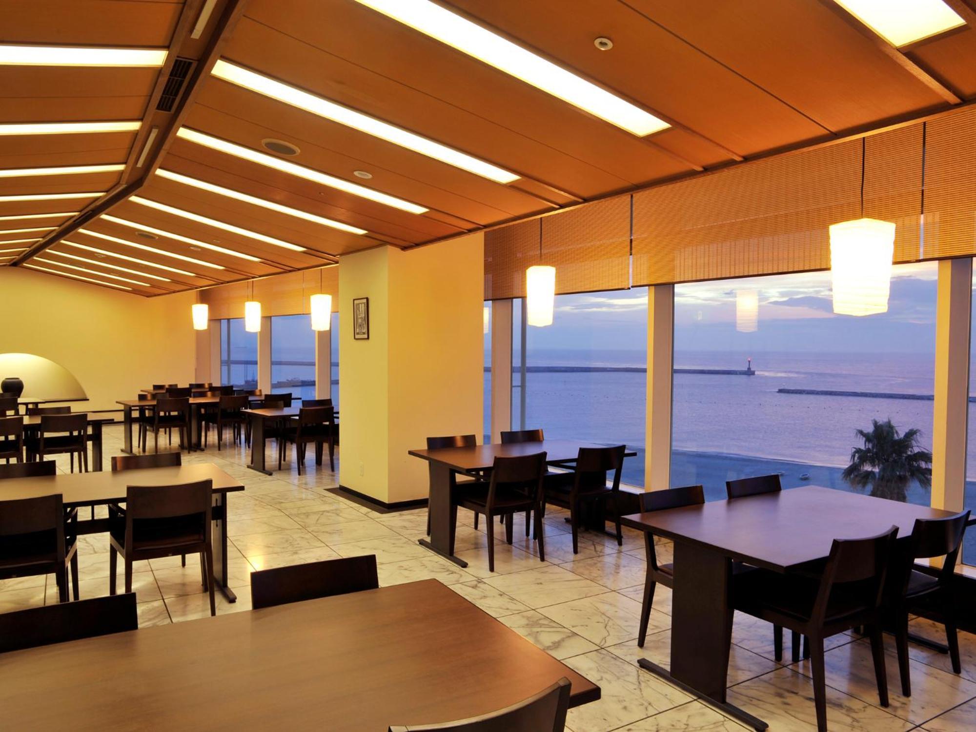 Irago Resort & Convention Hotel Tahara Eksteriør bilde
